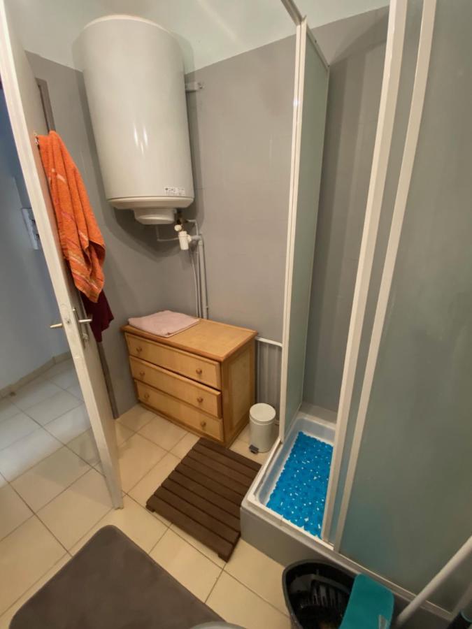 Апартаменти Studio Meuble Sete Hypercentre, Canal Royal, Halles Екстер'єр фото