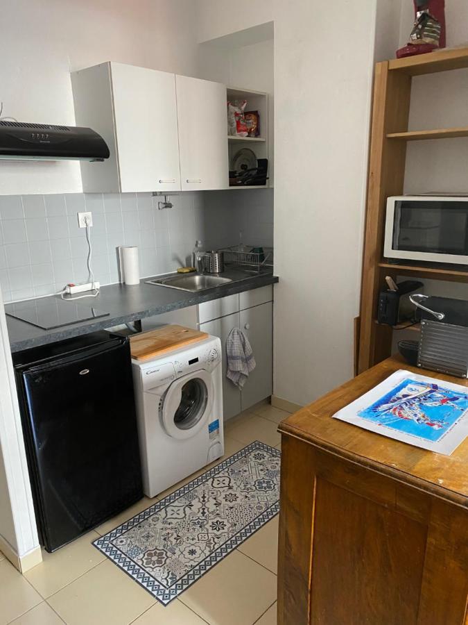 Апартаменти Studio Meuble Sete Hypercentre, Canal Royal, Halles Екстер'єр фото
